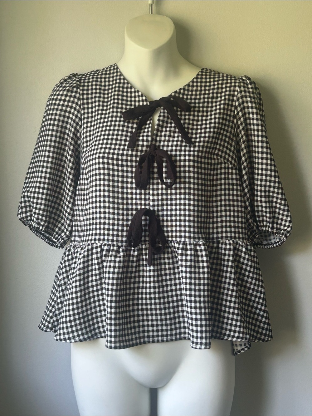 ⚡️2 for $38 Monteau Black & White Gingham Peplum Tie-Front Blouse